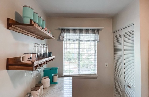 Brewster Condo | Cozy Cape Condo minutes from Brewster Beaches