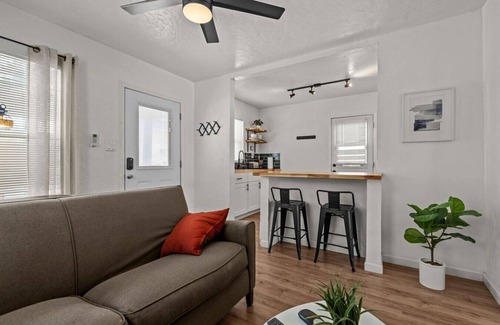 Rincon Heights House | Cozy Casita Walking to U of A