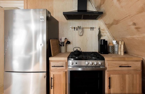 Pine Hill Cabin | Cozy Catskills A-Frame Cabin. 2 min. Away from Belleayre Ski Resort.