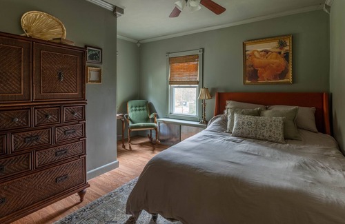 Barryville House | Cozy Catskills Farmhouse by Delaware River