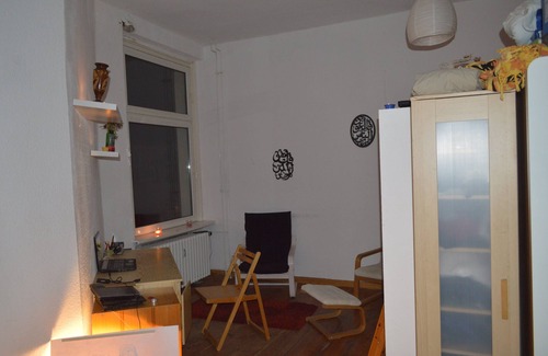Charlottenburg Apartment | cozy centeral berlin place