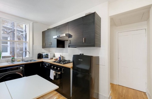 Fulham Broadway House | Cozy Central London Home 2 Bed/Free Wi-Fi