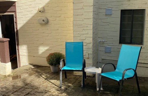 Gordon Head Apartment | Cozy, Centrally located, Urban Oasis