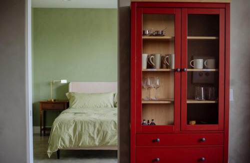 West Hollywood Bed & Breakfast | Cozy Charm in West Hollywood