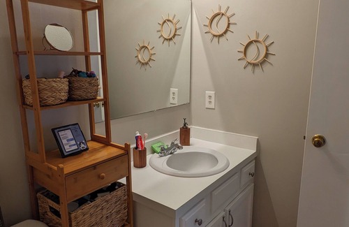 Wade Hampton Condo | Cozy Chic Condo - perfect for digital nomads, travel nurses, interns