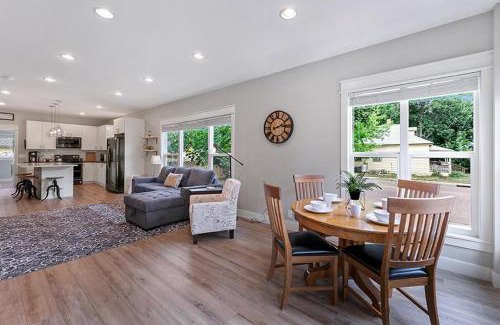 Loveland House | Cozy Chic Home In Downtown Loveland!