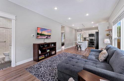Loveland House | Cozy Chic Home In Downtown Loveland!