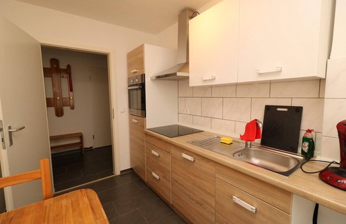 Frohnhausen Apartment | Cozy City Apartment