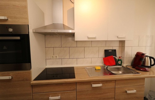 Frohnhausen Apartment | Cozy City Apartment
