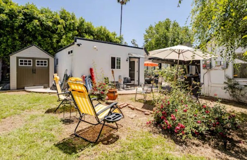 Altadena House | Cozy City Mountain Hide Away!