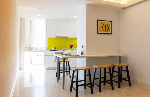 Sri Hartamas Apartment | Cozy City View in Mont Kiara - Signature Residence
