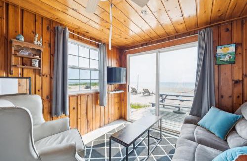 Oscoda House | Cozy Classic Close to Beach