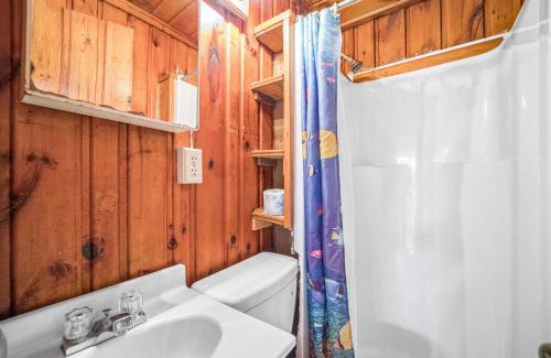 Oscoda House | Cozy Classic Close to Beach