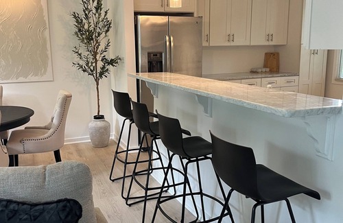 Sylvan Hills House | Cozy clean home in DOWNTOWN ATLANTA!