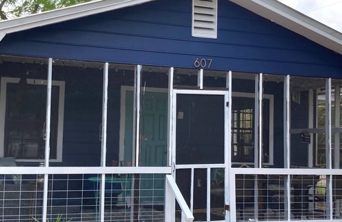 Carrabelle House | Cozy Coastal Bungalow Close to Marina