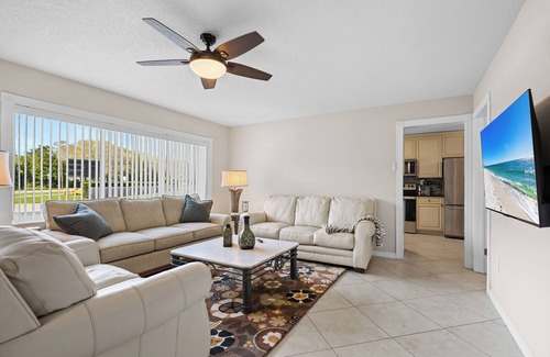 Fort Pierce House | Cozy & Coastal Fort Pierce Pool home