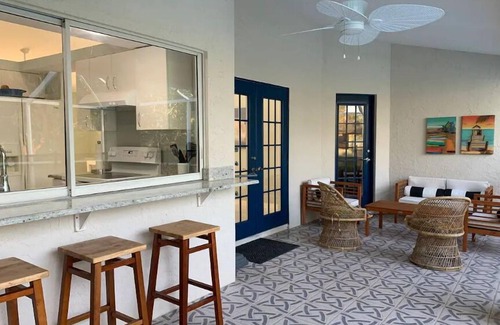 Port Saint Lucie House | Cozy coastal heated pool home, space for all the family. Fantastic St Lucie West