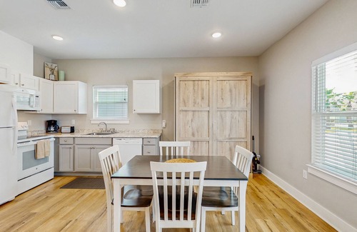 Fulton House | Cozy coastal home with shared pool, stocked fishing pond - patio & BBQ