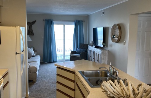 Midtown Ocean City Condo | Cozy Coastal Ocean Block Condo, Mid town with a pool!