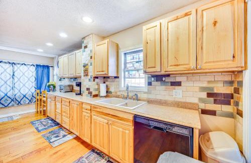 Central Colorado Springs House | Cozy Colorado Springs Home Near Garden of the Gods
