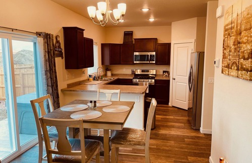 Colorado Springs House | "Cozy Colorado Home"