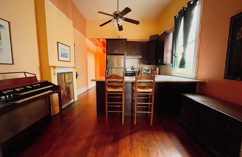 Saint Roch House | Cozy & Colorful Creole Cottage - 13 minutes to SuperDome