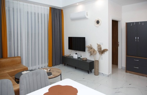 Avsallar Apartment | Cozy Comfortable Apartment With a Swimming Pool