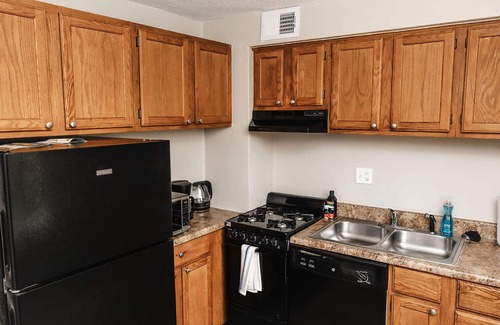 St. Louis Apartment | Cozy, Comfortable Apt w/Easy Freeway Access