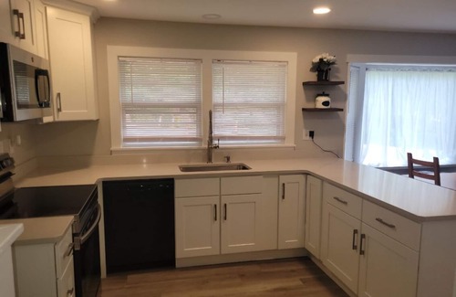 Meredith House | Cozy & Comfortable: Family-Friendly Retreat in Meredith