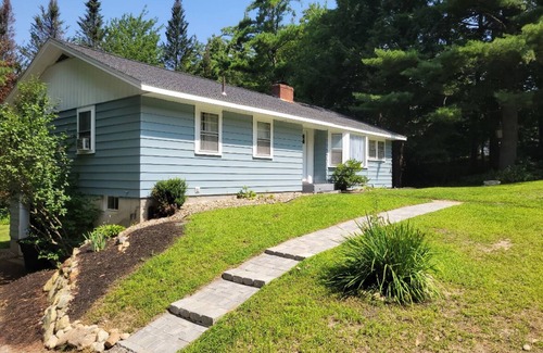 Meredith House | Cozy & Comfortable: Family-Friendly Retreat in Meredith