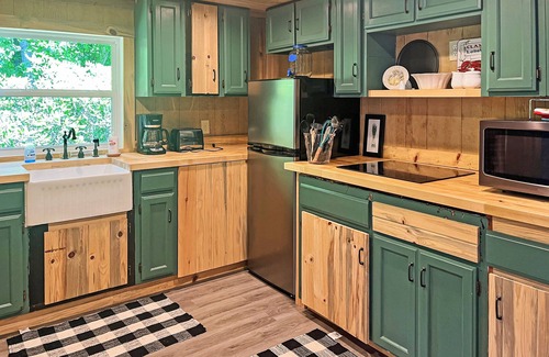 Altamont House | Cozy & Comfortable Home, Next to Winery