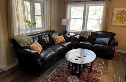 Williamstown House | Cozy Comfortable Three Bedroom Home in charming Williamstown