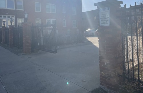 University Circle Condo | Cozy Condo - 5 min drive to Cleveland Clinic, UH, CWRU