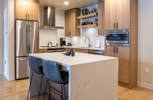 Tamarack Resort Condo | Cozy Condo| Fireplace and Balcony