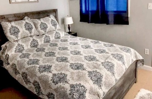 Claysburg Apartment | Cozy condo. Full resort access. Great for couples and families.
