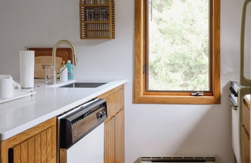 Ephraim Condo | Cozy Condo in Beautiful Ephraim, Just One Block From the Water