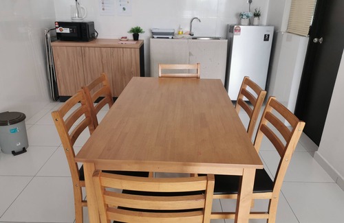 Bukit Baru Apartment | Cozy Condo @ Melaka Top Hill CityView 7-9pax