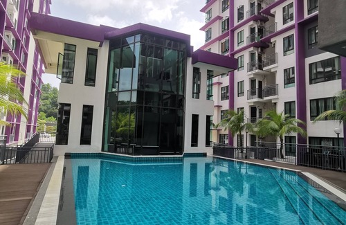 Bukit Baru Apartment | Cozy Condo @ Melaka Top Hill CityView 7-9pax