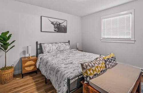 Wyandotte Condo | Cozy Condo Near Downtown!
