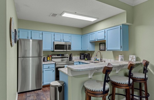 Sandestin Condo | Cozy Condo next to Ascension Sacred Heart Hospital