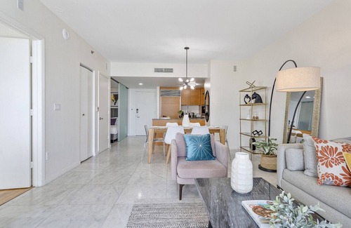 Downtown Miami Apartment | Cozy Condo w/Stunning views