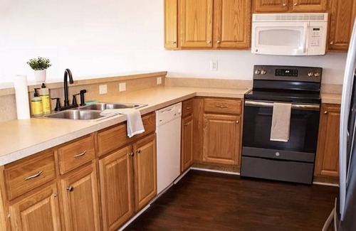 Lynchburg Apartment | Cozy condo with great views of the Blue Ridge Mountains.