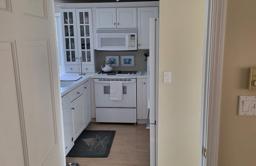 Kennebunk Condo | Cozy condo with harbor views. Walk to Dock Square and Beach.