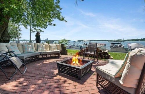 Mayfield Apartment | Cozy condo with kayaks and lake access