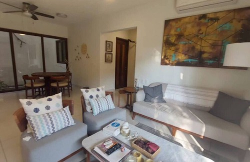 El Hujal Condo | Cozy condo with pool and palm shelter- 5 min from the beach!
