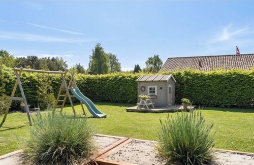 Skovmose Cottage | Cozy cottage close to nature and beach