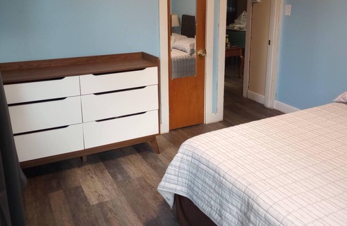 Oakley Cottage | Cozy cottage close to Biltmore, Downtown, and Parkway!