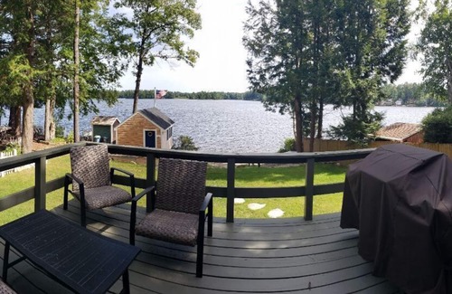 Windham Cottage | Cozy cottage fully renovate with open concept on Forest Lake close to I95