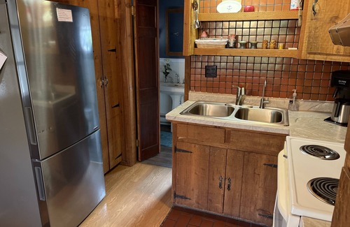 Waupaca Cottage | Cozy cottage in the heart of Waupaca's Chain O Lakes