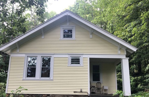 Washington Cottage | Cozy Cottage in the Woods -- near all Berkshire attractions